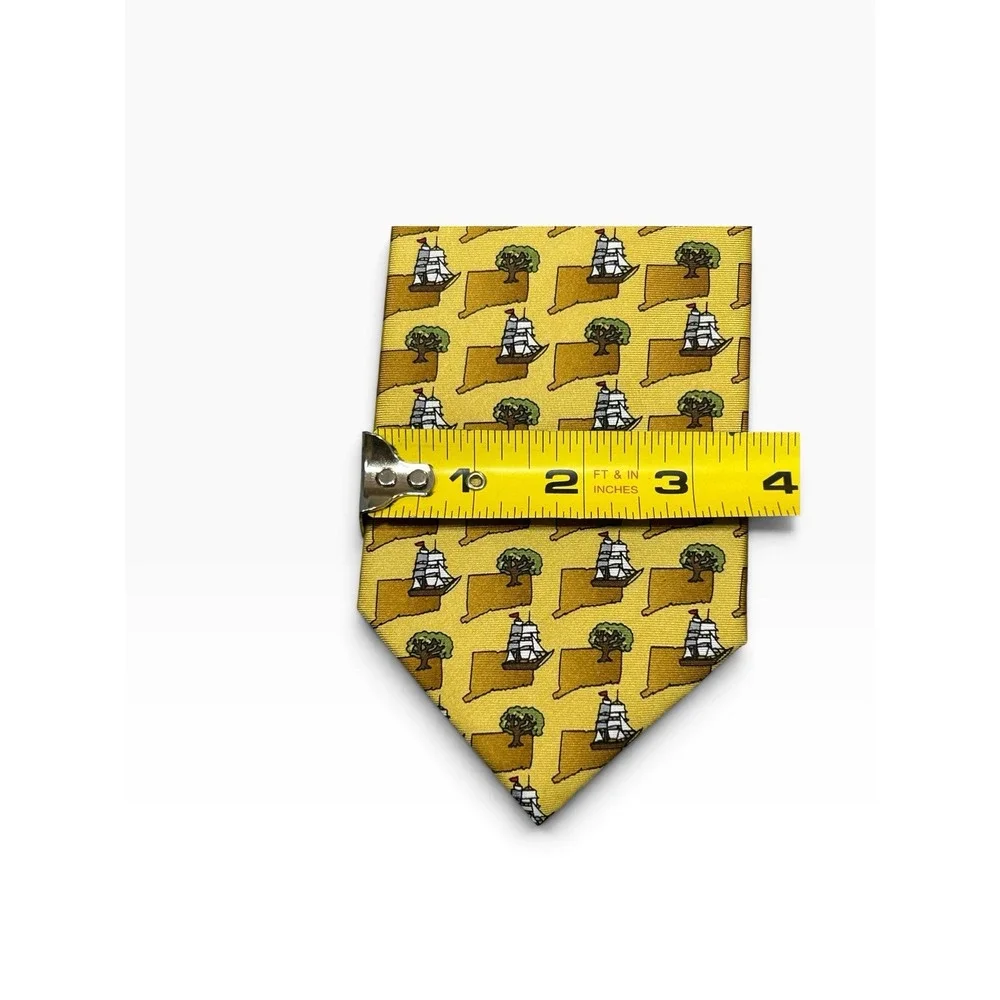 100% Silk Tie State Of Connecticut Ships  Trees Rivetz of Boston - NEW Old Stock